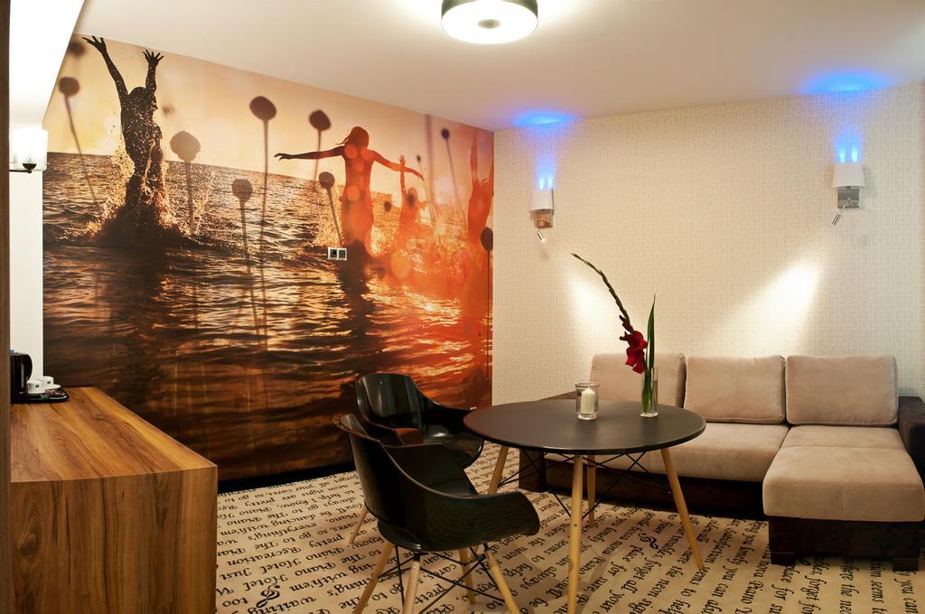 Hotel Piano Lublin Cameră foto
