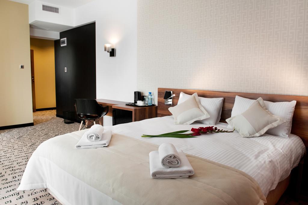 Hotel Piano Lublin Cameră foto
